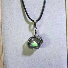 Load image into Gallery viewer, Abalone Paua Pendant Necklace 鲍贝吊坠项链