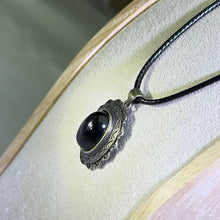 Load image into Gallery viewer, Golden Sheen Obsidian Pendant Necklace 金眼黑曜石镶嵌吊坠项链