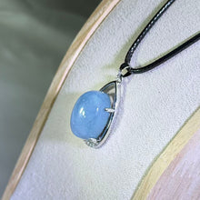 Load image into Gallery viewer, Aquamarine Pendant Necklace 海蓝宝镶嵌吊坠项链