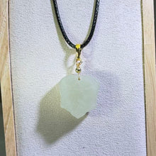 Load image into Gallery viewer, Pale Yellow-Green Nephrite Shield Pendant Necklace 浅色黄绿色晴水和田玉盾牌吊坠项链