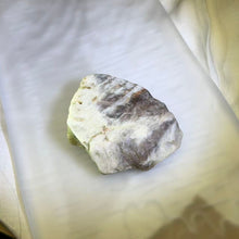 Load image into Gallery viewer, Sunstone Moonstone Composite Raw Stone 太阳石月光石共生原石