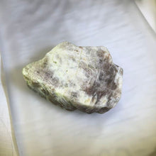 Load image into Gallery viewer, Sunstone Moonstone Composite Raw Stone 太阳石月光石共生原石