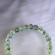 Load image into Gallery viewer, Green Prehnite Beaded Bracelet 绿色葡萄石手串
