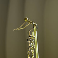 Load image into Gallery viewer, Clear Quartz Chip Drop Earrings 白水晶碎石耳坠