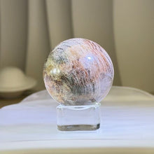 Load image into Gallery viewer, Phantom Quartz Sphere 幽灵水晶球