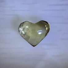 Load image into Gallery viewer, Citrine Heart 黄水晶爱心