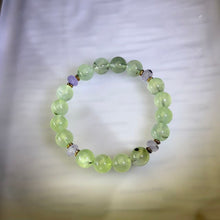 Load image into Gallery viewer, Green Prehnite Amethyst Beaded Bracelet 绿色葡萄石紫水晶手串