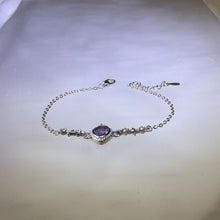 Load image into Gallery viewer, Amethyst Heart Bracelet 紫水晶爱心镶嵌手链