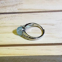 Load image into Gallery viewer, Aquamarine Adjustable Ring 海蓝宝镶嵌活口戒指