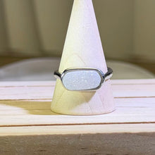 Load image into Gallery viewer, White Sugar Druzy Quartz Adjustable Ring 天然砂糖结晶白晶簇镶嵌活口戒指