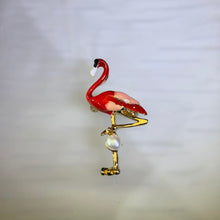 Load image into Gallery viewer, White Freshwater Pearl Flamingo Brooch 白色淡水珍珠火烈鸟胸针