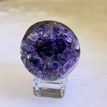 Load image into Gallery viewer, Amethyst Geode Sphere 紫水晶开口笑晶簇球