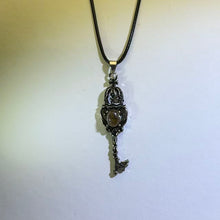 Load image into Gallery viewer, Copper Rutilated Quartz Key Pendant Necklace 铜发晶钥匙吊坠项链