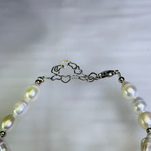 Load image into Gallery viewer, White Baroque Freshwater Pearl Bracelet 白色巴洛克淡水珍珠手链