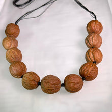 Load image into Gallery viewer, Walnut Adjustable Necklace 核桃可调节项链