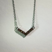 Load image into Gallery viewer, Rainbow Tourmaline Necklace 彩虹碧玺项链