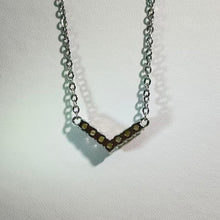 Load image into Gallery viewer, Golden Rutilated Quartz V-Bar Necklace 金发晶V形横杆项链