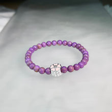Load image into Gallery viewer, Phosphosiderite Flower Charm Beaded Bracelet 紫云母花朵手串