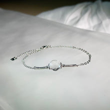 Load image into Gallery viewer, Clear Quartz Bracelet 白水晶手链