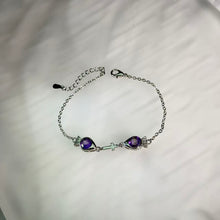 Load image into Gallery viewer, Amethyst Fish Bracelet 紫水晶小鱼手链