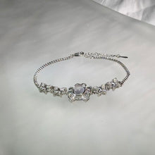 Load image into Gallery viewer, Rose Quartz Butterfly Bracelet 粉水晶蝴蝶手链