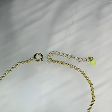 Load image into Gallery viewer, Purple Fluorite Butterfly Bracelet 紫色萤石蝴蝶手链