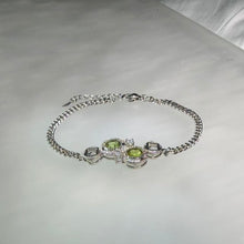 Load image into Gallery viewer, Peridot Geometric Bracelet 橄榄石几何手链
