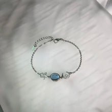 Load image into Gallery viewer, Aquamarine Star and Moon Bracelet 海蓝宝星月手链