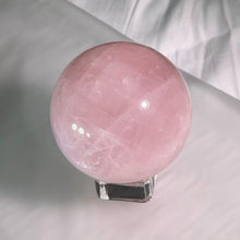 Load image into Gallery viewer, Rose Quartz Sphere 粉水晶球摆件