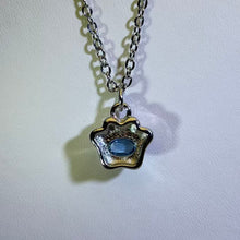 Load image into Gallery viewer, Aquamarine Cat Paw Pendant Necklace 海蓝宝猫爪吊坠项链