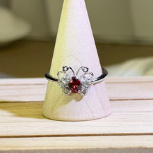 Load image into Gallery viewer, Red Almandine Garnet Butterfly Ring 酒红石榴石蝴蝶戒指