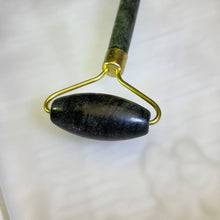 Load image into Gallery viewer, Double-headed Serpentine Roller 蛇纹石双头按摩滚轮