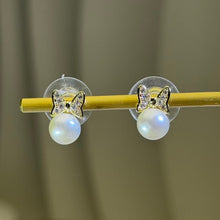 Load image into Gallery viewer, White Freshwater Pearl Bow Stud Earrings 白色淡水珍珠蝴蝶结耳钉