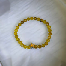 Load image into Gallery viewer, Amber Honey Wax Star Amulet Bracelet 琥珀蜜蜡星芒守护手串