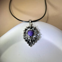 Load image into Gallery viewer, Charoite Pendant Necklace 紫龙晶镶嵌吊坠项链
