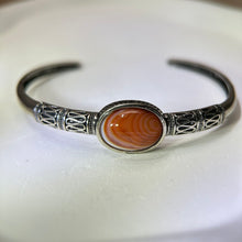 Load image into Gallery viewer, Carnelian Adjustable Bangle 红玛瑙镶嵌活口手镯
