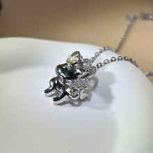 Load image into Gallery viewer, Citrine Unicorn Pendant Brooch 黄水晶镶嵌独角兽吊坠胸针
