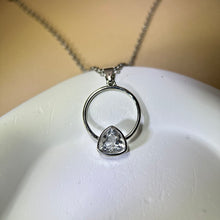 Load image into Gallery viewer, Clear Quartz Pendant 白水晶镶嵌吊坠
