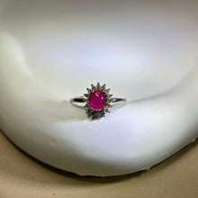 Load image into Gallery viewer, Pink Ruby Adjustable Ring 粉色红宝石镶嵌活口戒指
