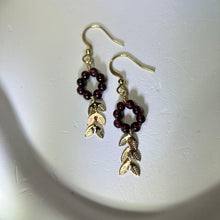 Load image into Gallery viewer, 14K Gold Filled Purple Garnet Earrings 紫牙乌石榴石14K注金耳钩
