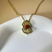 Load image into Gallery viewer, Carnelian Pendant 南红玛瑙镶嵌吊坠
