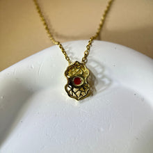 将图片加载到图库查看器，Carnelian Pendant 南红玛瑙镶嵌吊坠
