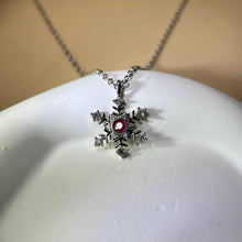 Load image into Gallery viewer, Pink Ruby Snowflake Pendant 粉色红宝石镶嵌雪花吊坠
