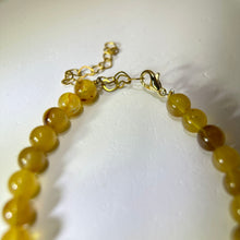 Load image into Gallery viewer, Amber Sandalwood Beads Bracelet 蜜蜡紫檀木珠链手链
