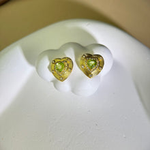 Load image into Gallery viewer, 14K Gold Filled Peridot Love Heart Earrings 橄榄石爱心14K注金镶嵌耳钉
