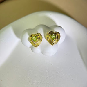 14K Gold Filled Peridot Love Heart Earrings 橄榄石爱心14K注金镶嵌耳钉