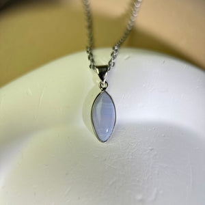 Blue Lace Agate Pendant 蓝纹玛瑙吊坠