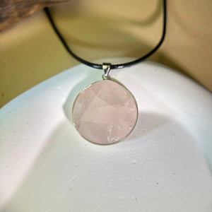 Rose Quartz Pendant Necklace 粉水晶吊坠项链