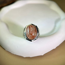 将图片加载到图库查看器，Red Hematoid Quartz Adjustable Ring 红胶花水晶镶嵌活口戒指
