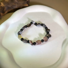 Load image into Gallery viewer, Botswana Agate Beads Bracelet 波斯湾玛瑙手串
